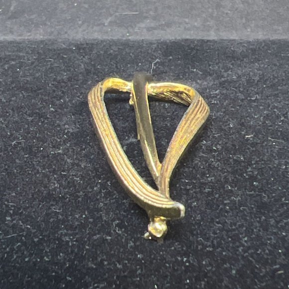 Vintage Sarah Coventry Gold Tone Open Leaf Brooch Signed (4088) - Picture 2 of 6